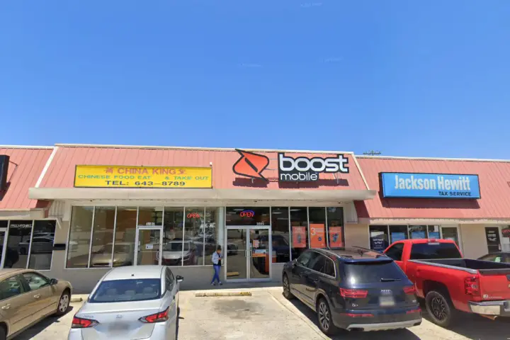 Boost 3005 Pontchartrain Dr - 3005 Pontchartrain Dr