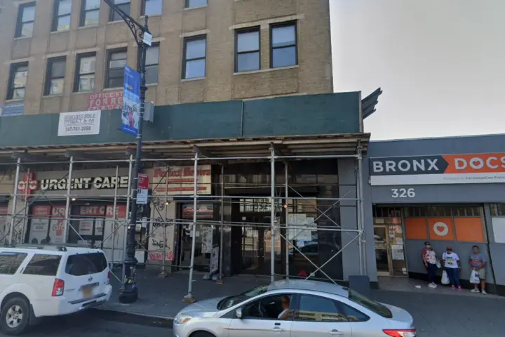 Boost 310 E 149Th St - 310 E 149th St