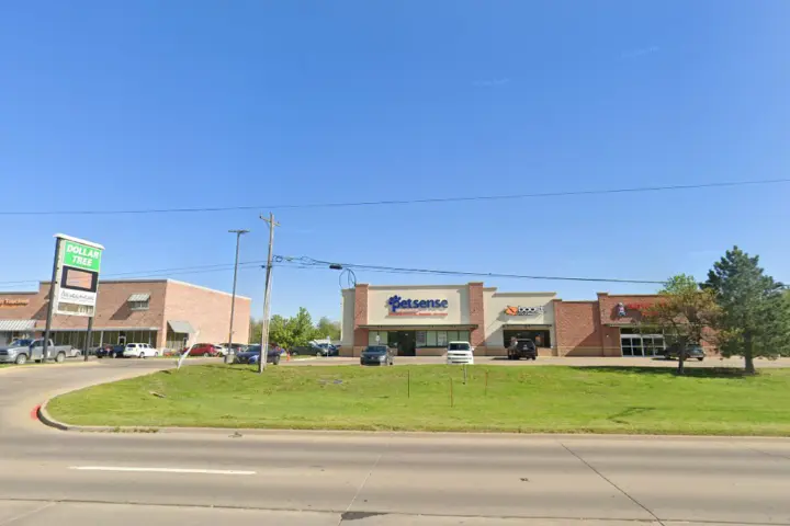 Boost 317 E. Taft - 317 E. Taft
