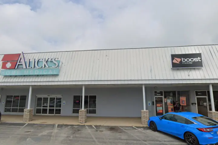 Boost 3213 Franklin St - 3213 Franklin St