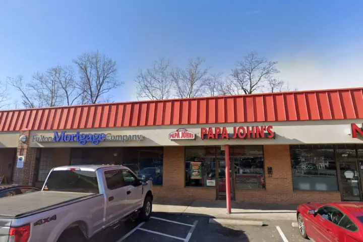 Boost 325 Southgate Shopping Ctr - 325 Southgate Shopping Ctr