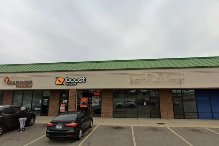 Boost 33 Pine Lake Ave - 33 Pine Lake Ave