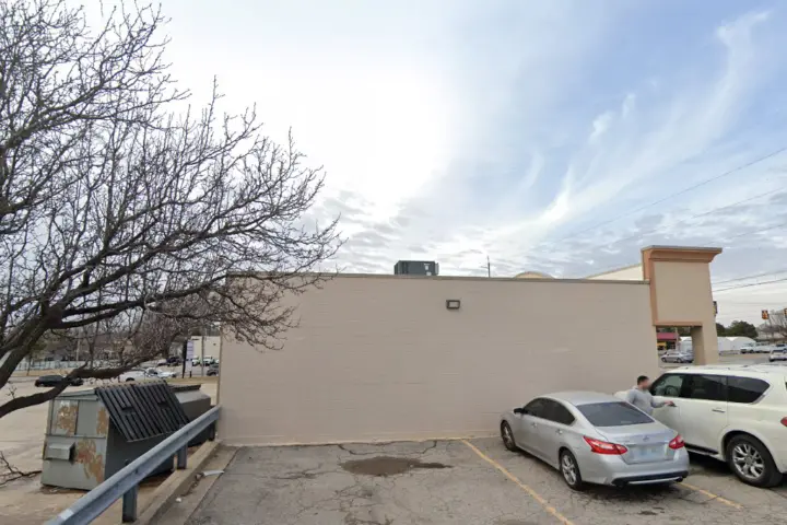 Boost 3308 E. Pine St. - 3308 E. Pine St.