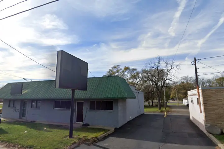 Boost 3320 S Cedar St - 3320 S Cedar St