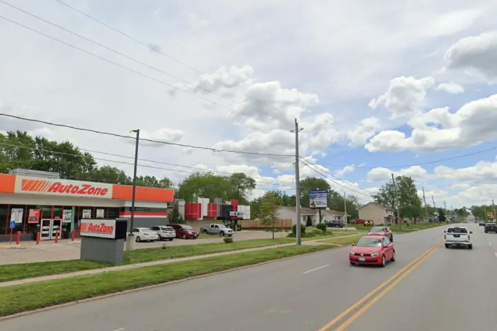 Boost 3512 Merle Hay Rd - 3512 Merle Hay Rd