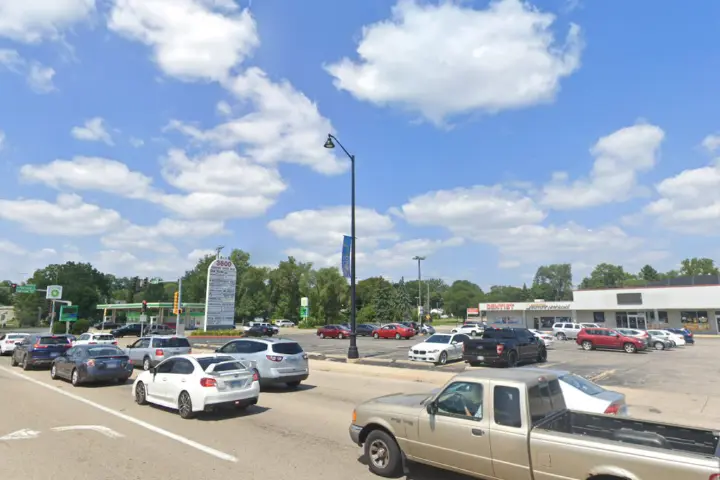 Boost 3526 E. State St - 3526 E. State St