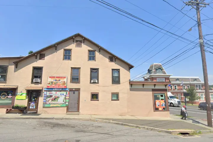 Boost 362 Main St - 362 Main st