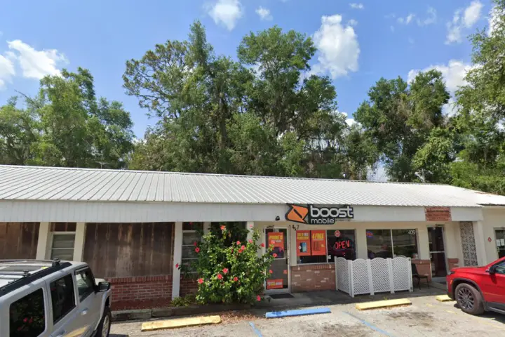 Boost 407 W Belt Ave - 407 W Belt Ave