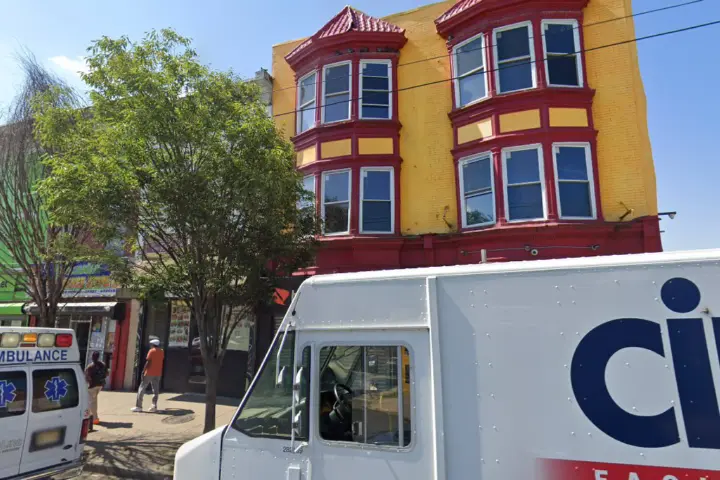 Boost 4072 Lancaster Ave - 4072 Lancaster Ave