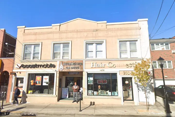 Boost 41 Anderson Ave - 41 Anderson Ave