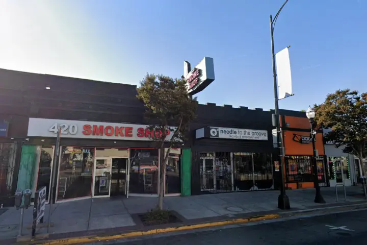 Boost 422 E Santa Clara St - 422 E Santa Clara St