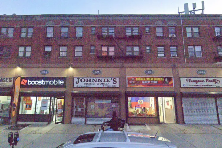 Boost 429A Central Ave - 429A Central Ave