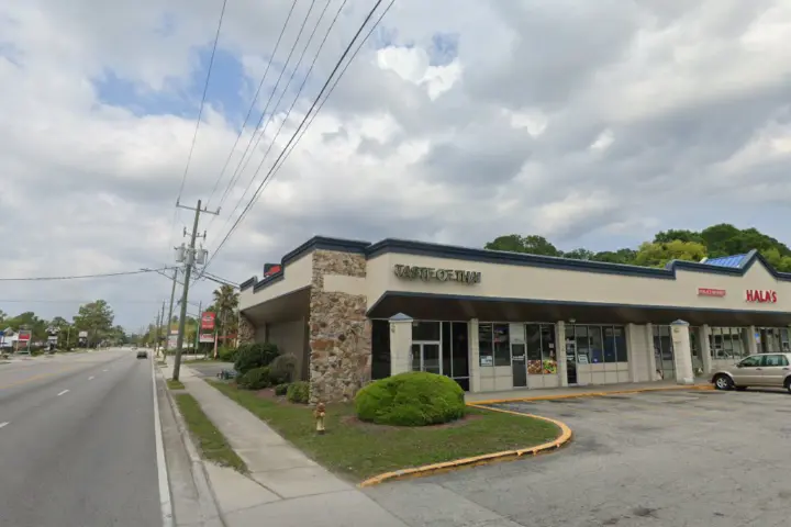 Boost 4325 University Blvd. - 4325 University Blvd.