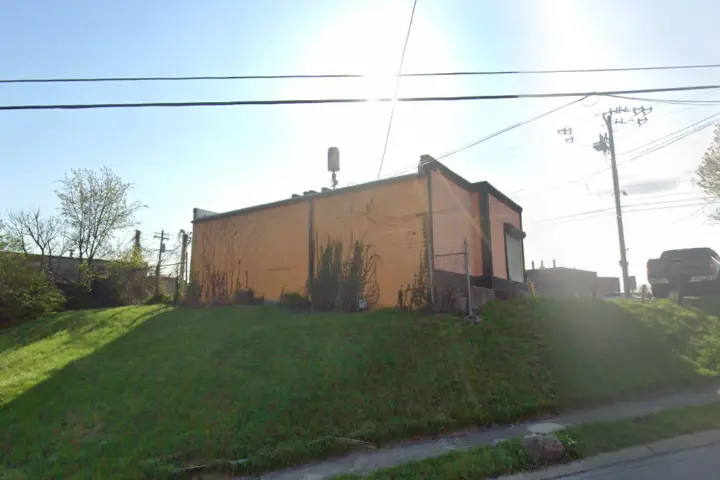 Boost 4332 Glenway Ave - 4332 Glenway Ave