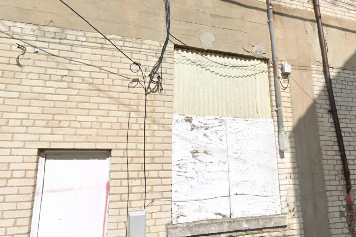 Boost 4503 W North Ave - 4503 W North Ave