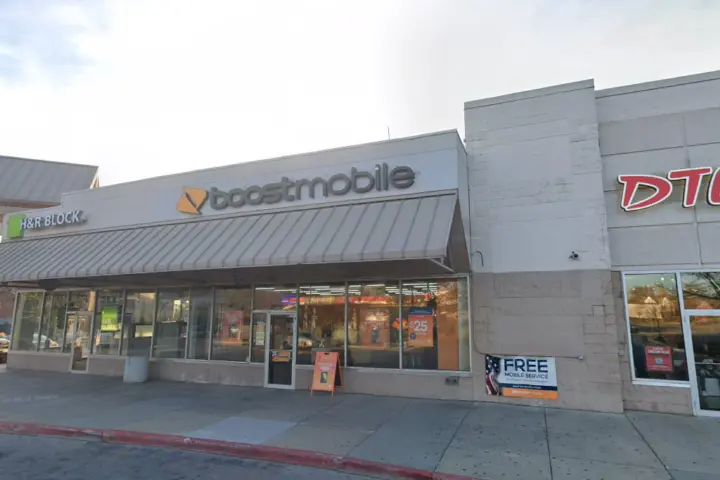 Boost 4630 S Damen Ave Unit A12 - 4630 S Damen Ave Unit A12
