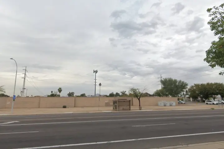 Boost 4707 E Southern Ave - 4707 E Southern Ave