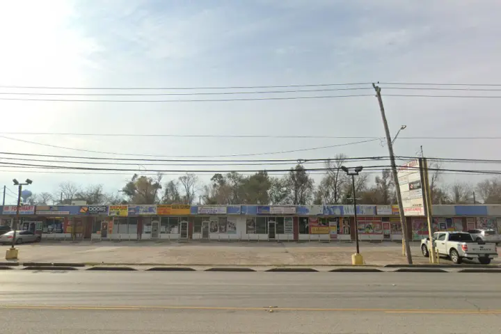 Boost 4750B Aldine Mail Rte # B - 4750B Aldine Mail Rte # B