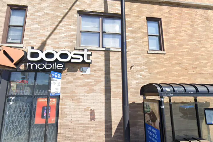 Boost 4759 W North Ave - 4759 W North Ave