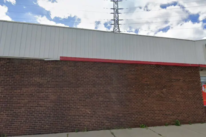 Boost 4770 Kenard Ave - 4770 Kenard Ave