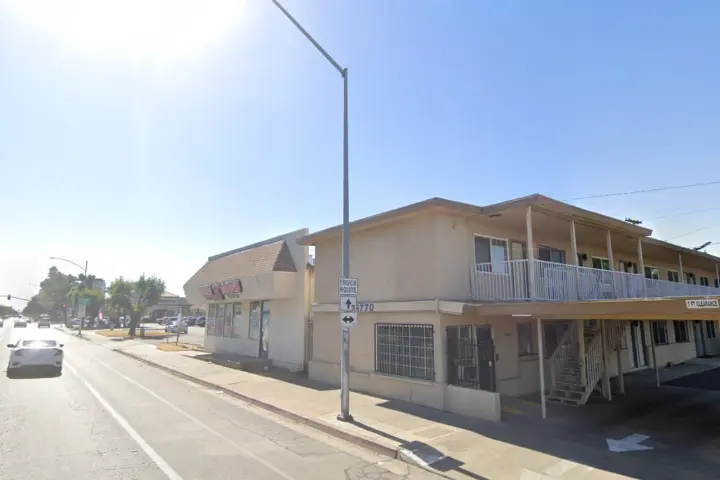 Boost 4784 E Cesar Chavez Blvd - 4784 E Cesar Chavez Blvd