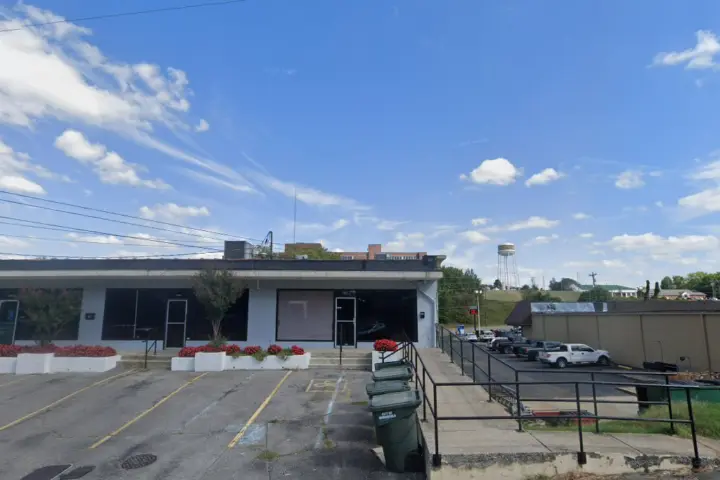 Boost 517 Memorial Blvd - 517 Memorial Blvd