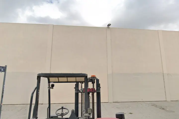 Boost 5212 W. Adams Blvd - 5212 W. Adams Blvd