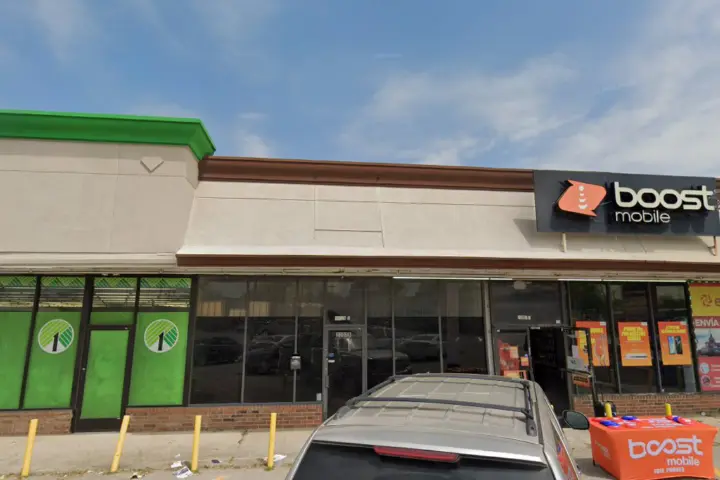 Boost 5307 D Telephone Rd - 5307 D Telephone Rd