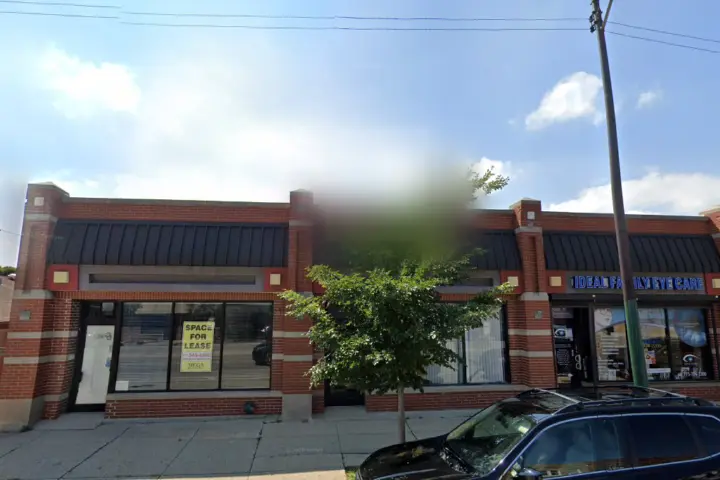Boost 5546 N Milwaukee Ave - 5546 N Milwaukee Ave