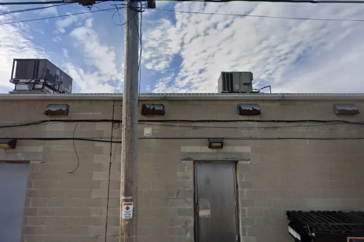 Boost 5928 N 76Th St - 5928 N 76th St