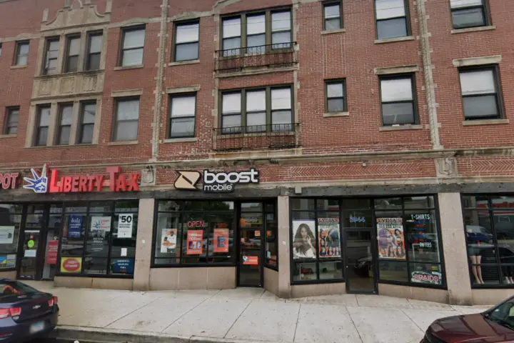 Boost 5946 W North Ave - 5946 W North Ave