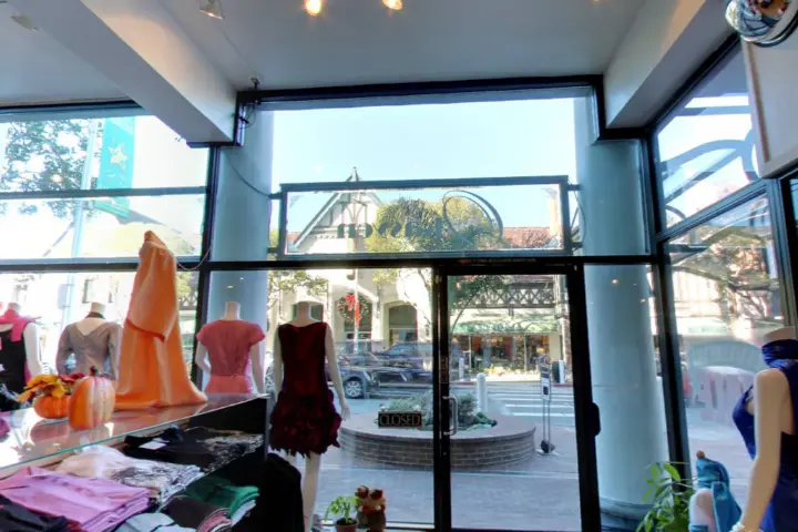Boost 60 E 3Rd Ave - 60 E 3rd Ave storefront