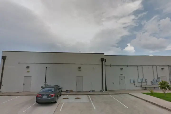 Boost 6073 Highway 6 N - 6073 Highway 6 n