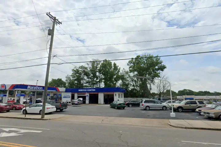 Boost 611 West Main Street - 611 West Main Street