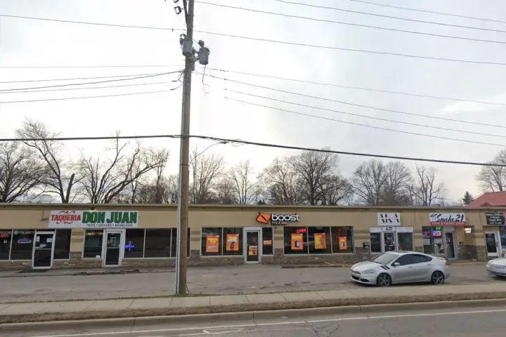 Boost 617 Eastern Blvd - 617 Eastern Blvd