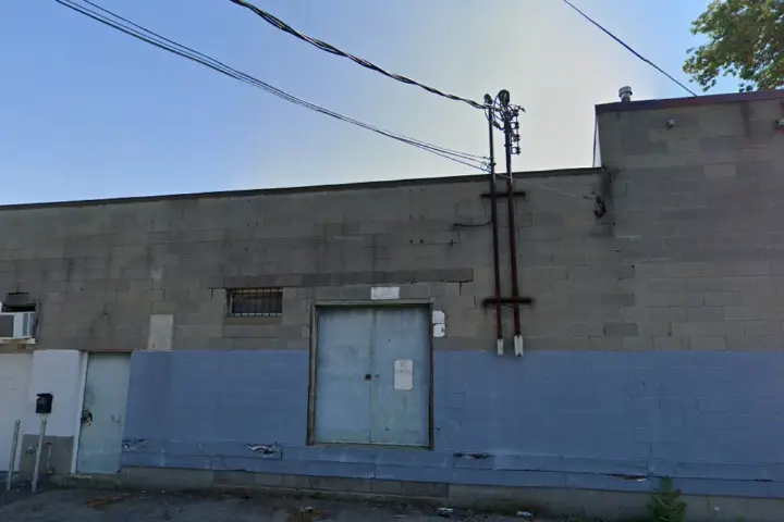 Boost 636 Central Ave - 636 Central Ave