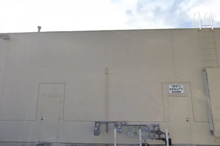 Boost 675 N. Broadway - 675 N. Broadway