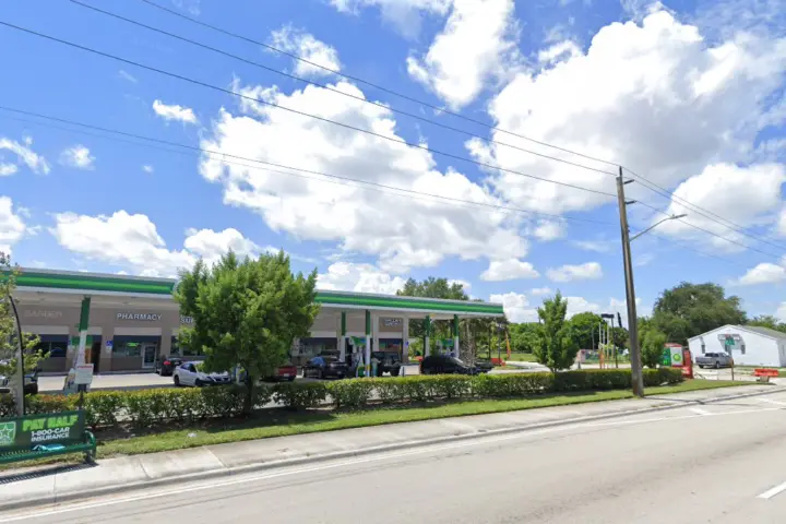 Boost 6964 Pembroke Rd - 6964 Pembroke Rd