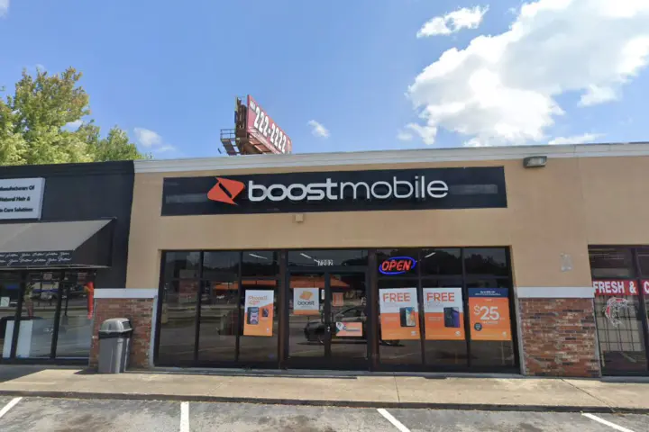 Boost 7202 Highway 85 - 7202 Highway 85