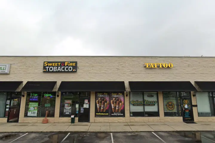 Boost 834 Ohio Pike - 834 Ohio Pike
