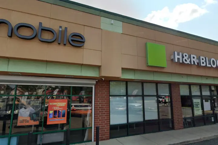Boost 8703 S Ashland Ave - 8703 S Ashland Ave