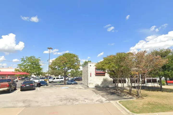 Boost 909 E Irving Blvd - 909 E Irving Blvd