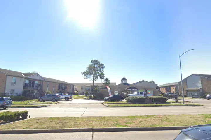 Boost 9644 Beechnut St - 9644 Beechnut St