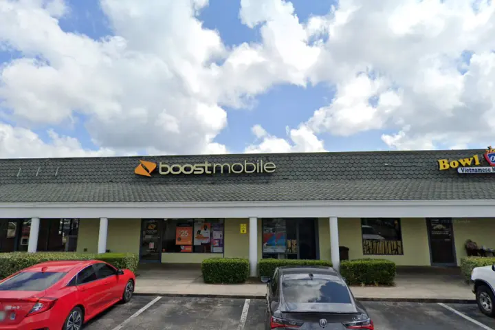 Boost 9904 Old Baymeadows Rd - 9904 Old Baymeadows Rd