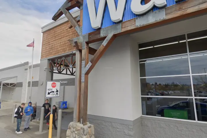 Walmart - 10000 SE 82nd Ave (Boost Mobile)