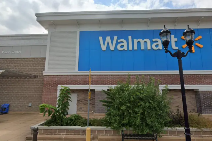 Walmart Supercenter - 1 Coopertowne Blvd (Boost Mobile)