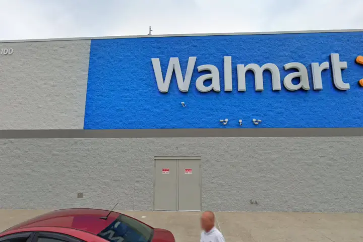 Walmart Supercenter - 100 Nitro Market Pl (Boost Mobile)