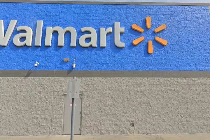 Walmart Supercenter - 1005 W Sugarland Hwy (Boost Mobile)
