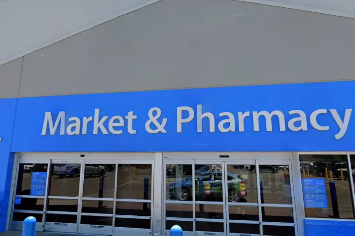 Walmart Supercenter - 101 115th St (Boost Mobile)