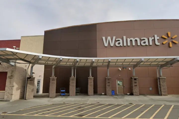 Walmart Supercenter - 1015 Lewis St (Boost Mobile)